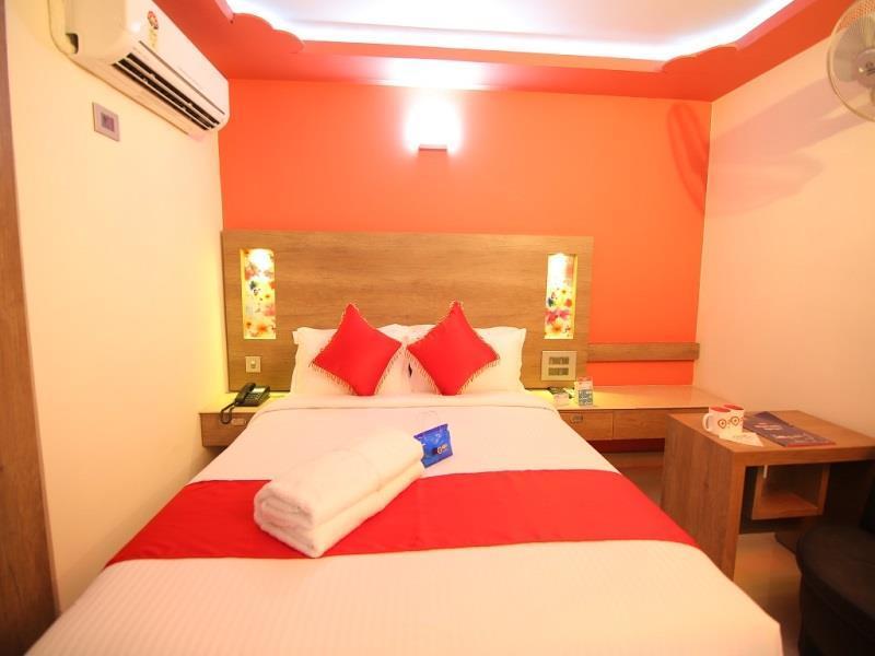 Hotel A J Park Alappuzha Extérieur photo