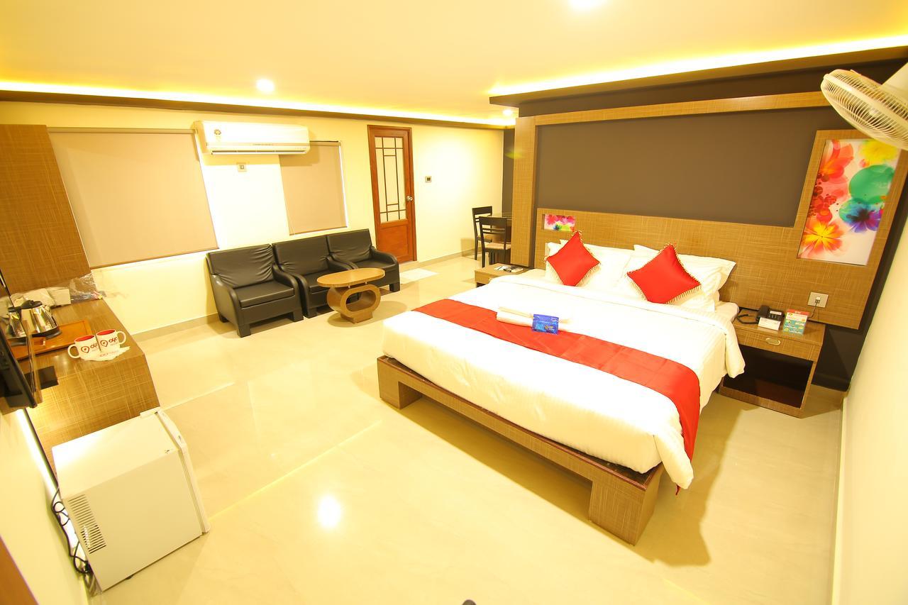 Hotel A J Park Alappuzha Extérieur photo