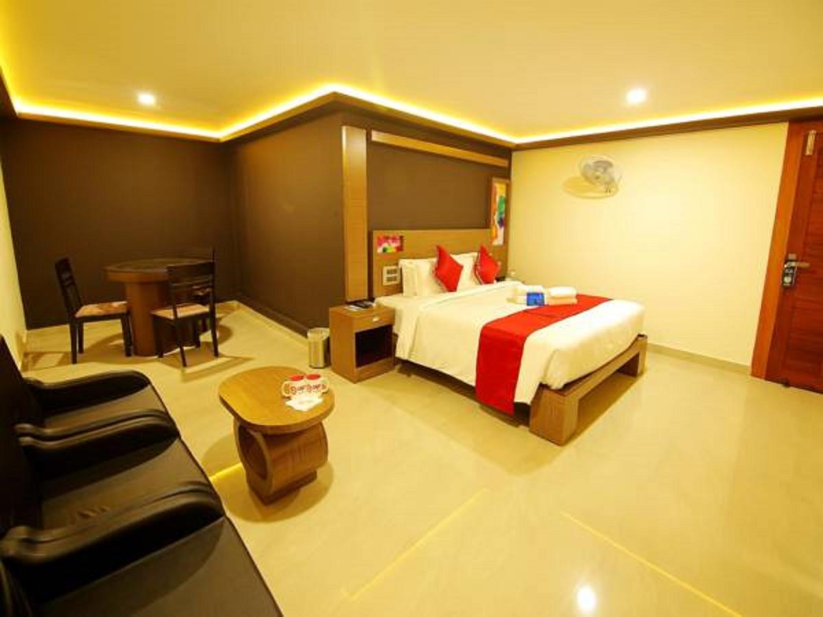 Hotel A J Park Alappuzha Extérieur photo